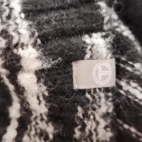 T By Talbots Wool Blend Mockneck Sweater With Zip Detail - Picture 12 of 12